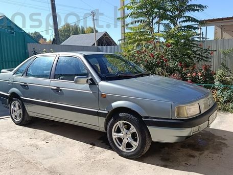 Volkswagen Passat, 1992 — photo 1