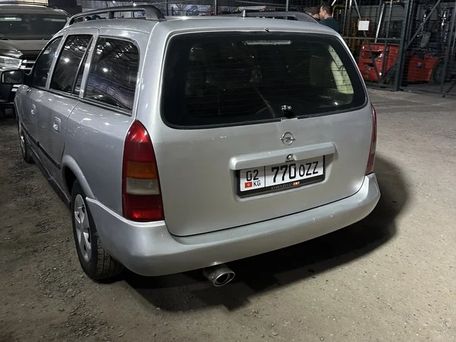 Opel Astra, 2003 — 照片 3