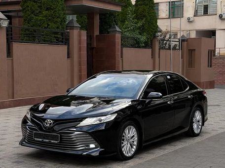 Toyota Camry, 2018 — сүрөт 2