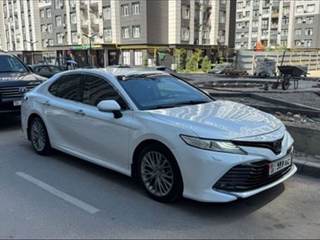 Toyota Camry, 2018 — фото 1