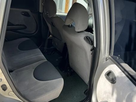 Honda Fit, 2003 — photo 7