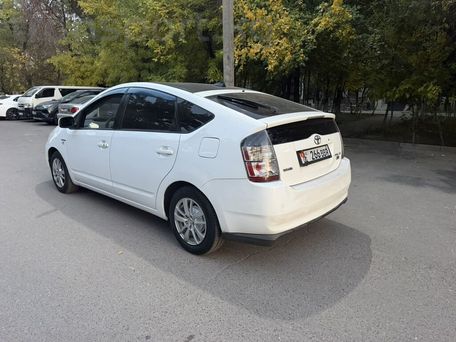 Toyota Prius, 2005 — фото 10