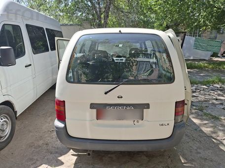 Nissan Serena, 1995 — фото 5