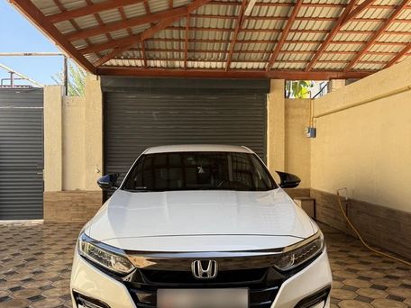 Honda Accord, 2018 — фото 2