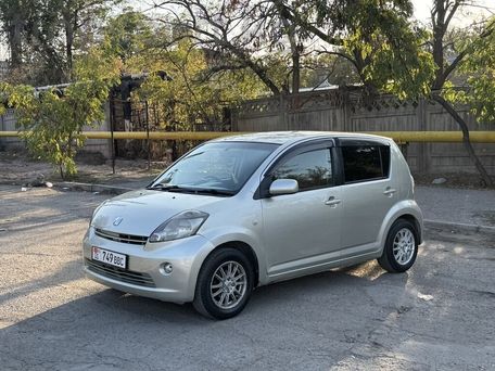 Toyota Passo, 2004 — 照片 2