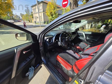 Toyota RAV4, 2017 — 照片 5