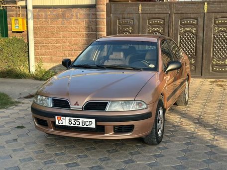 Mitsubishi Carisma, 1999 — 照片 1