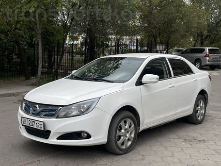 BYD F3, 2017 — photo 1