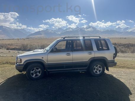 Isuzu Bighorn, 1997 — photo 2