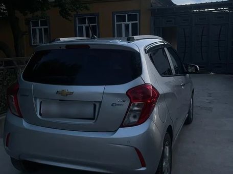 Chevrolet Spark, 2017 — 照片 7