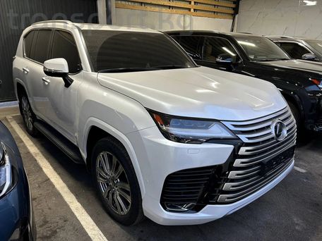 Lexus LX, 2025