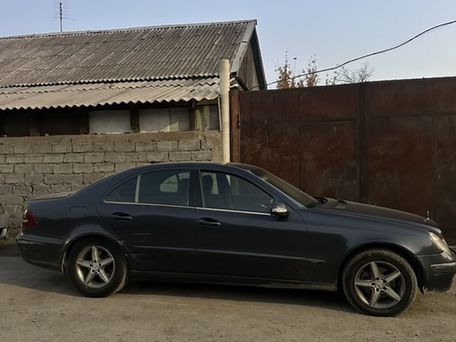 Mercedes-Benz E-Класс, 2005 — фото 5