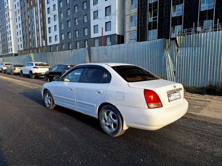 Hyundai Avante, 2003 — photo 3