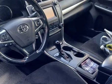 Toyota Camry, 2017 — 照片 5