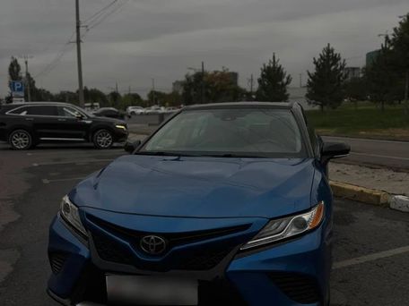 Toyota Camry, 2019