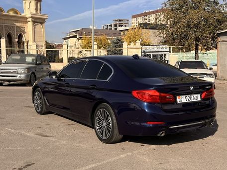 BMW 5 Series, 2019 — photo 10