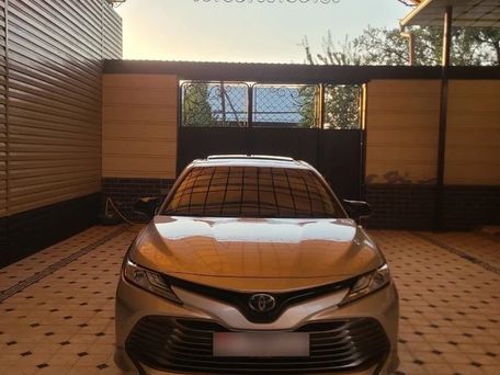 Toyota Camry, 2019