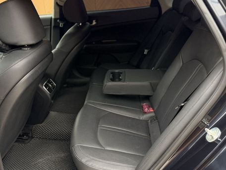 Kia K5, 2019 — photo 8