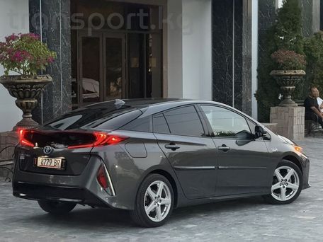 Toyota Prius, 2019 — фото 3