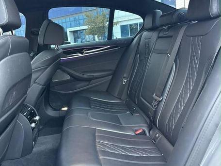 BMW 5 серии, 2021 — 照片 9