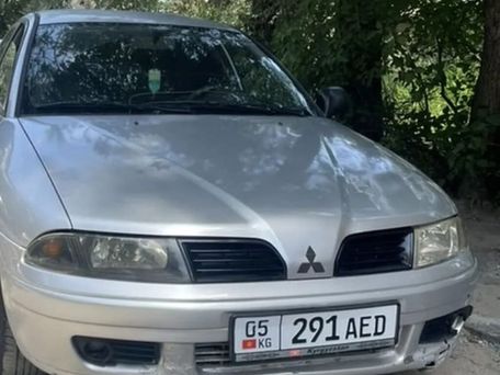 Mitsubishi Carisma, 2001 — photo 1