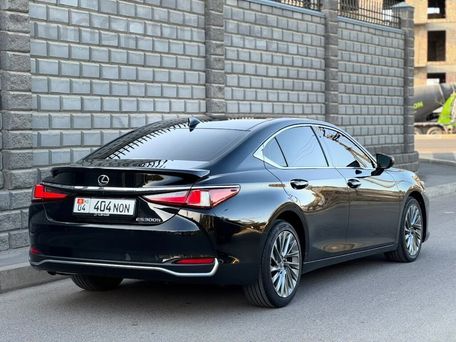 Lexus ES, 2023 — photo 5
