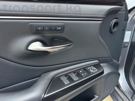Lexus ES, 2018 — photo 10