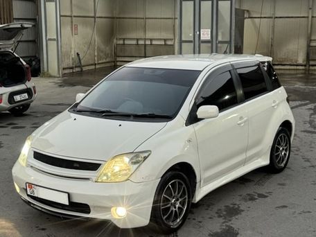 Toyota Ist, 2002 — 照片 6