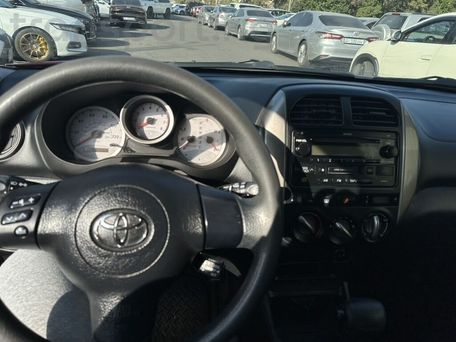 Toyota RAV4, 2004 — сүрөт 10