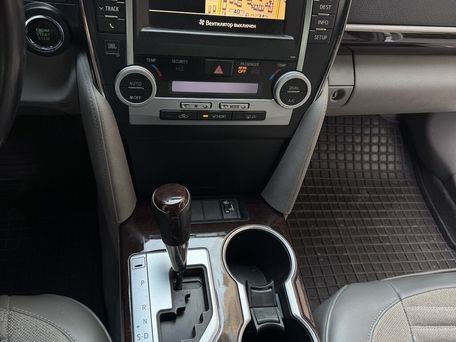 Toyota Camry, 2012 — фото 14