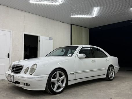 Mercedes-Benz E-Класс, 2001 — сүрөт 3