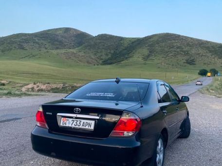 Toyota Camry, 2004