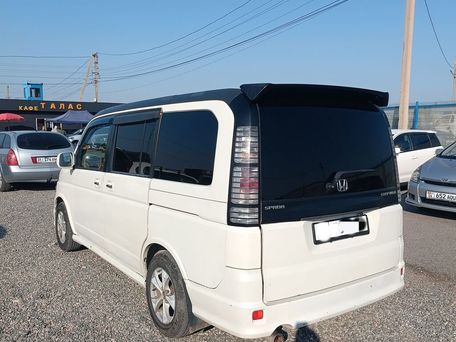 Honda Stepwgn, 2003 — 照片 1
