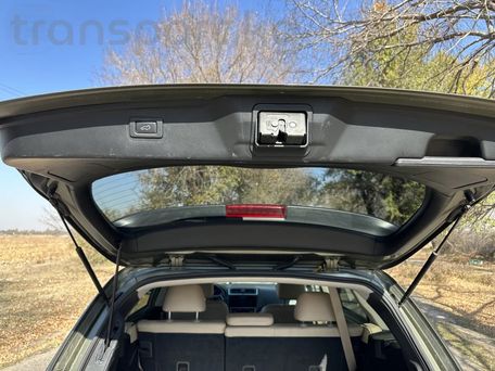 Subaru Outback, 2018 — photo 10