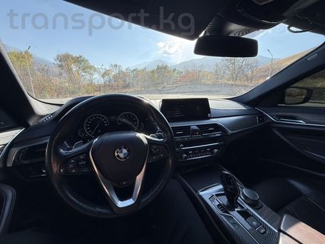 BMW 5 Series, 2018 — сүрөт 13