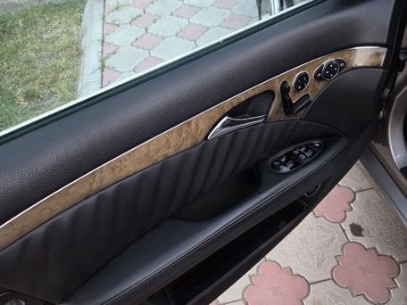 Mercedes-Benz E-Class, 2007 — photo 19