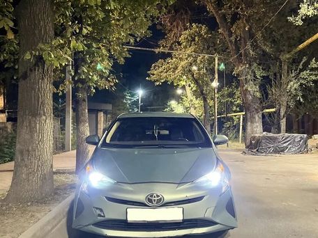 Toyota Prius, 2016 — 照片 2