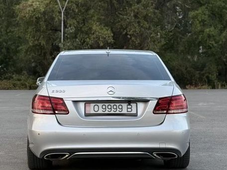 Mercedes-Benz E-Класс, 2010 — фото 3