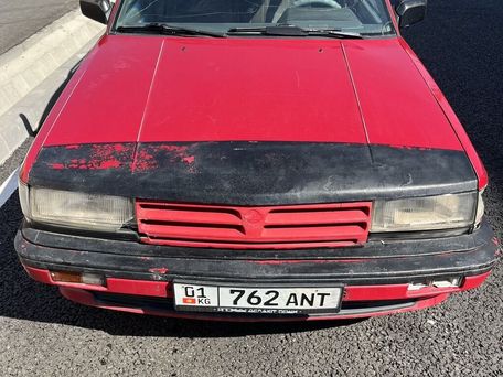 Nissan Bluebird, 1987 — 照片 4