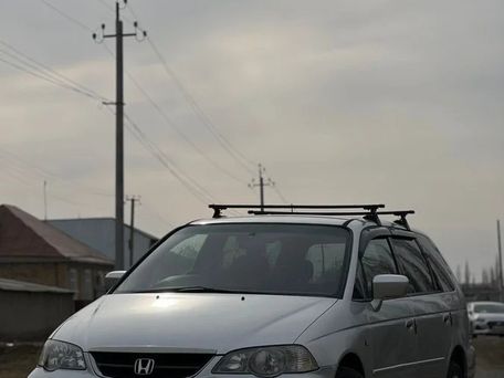 Honda Odyssey, 2001 — photo 1