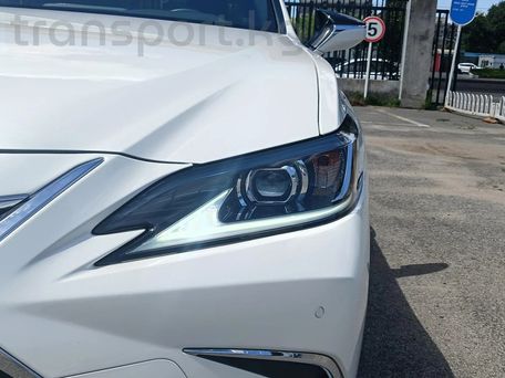 Lexus ES, 2022 — photo 17