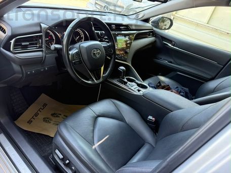 Toyota Camry, 2020 — photo 2
