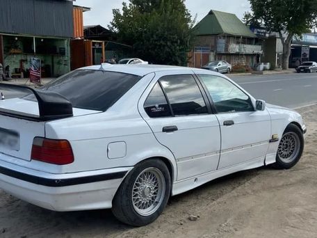 BMW 3 серии, 1992 — 照片 4