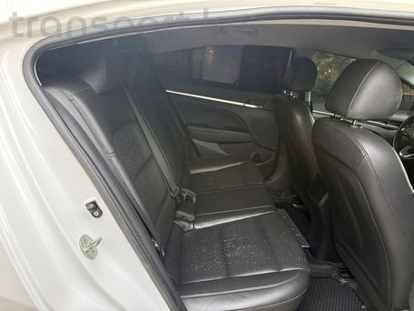 Hyundai Avante, 2018 — сүрөт 8