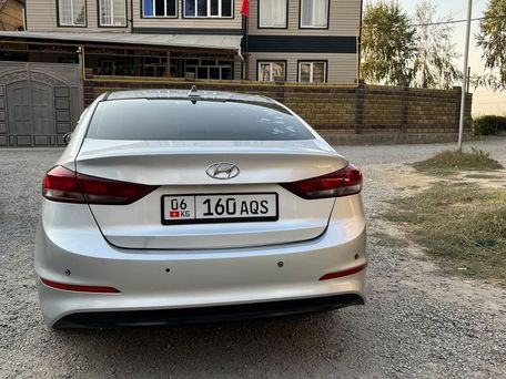 Hyundai Elantra, 2018 — photo 2