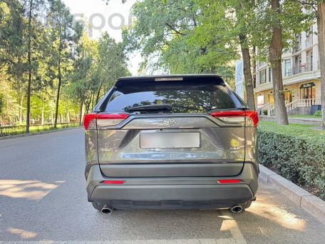Toyota RAV4, 2019 — 照片 2