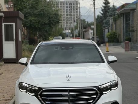 Mercedes-Benz E-Класс, 2025 — фото 2