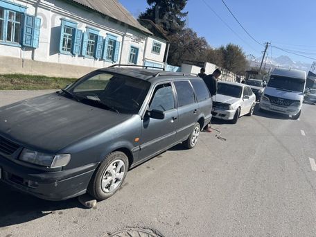 Volkswagen Passat, 1994 — photo 3