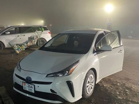 Toyota Prius, 2020 — фото 4