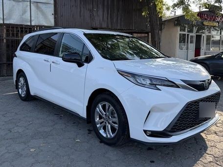 Toyota Sienna, 2020
